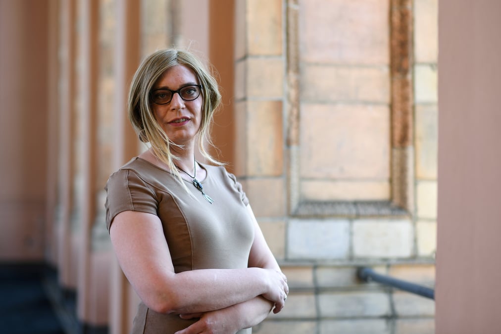 Allemagne: deux femmes transgenres remportent des sieges au parlement