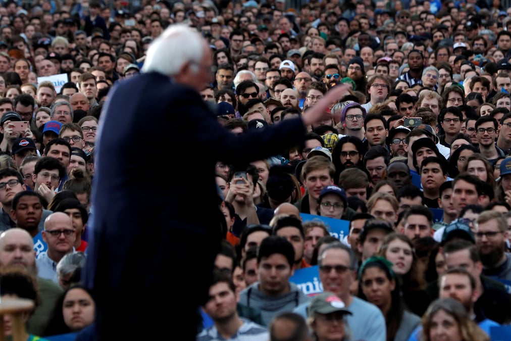 Sanders peut-il battre trump ? un nombre croissant de democrates y croient