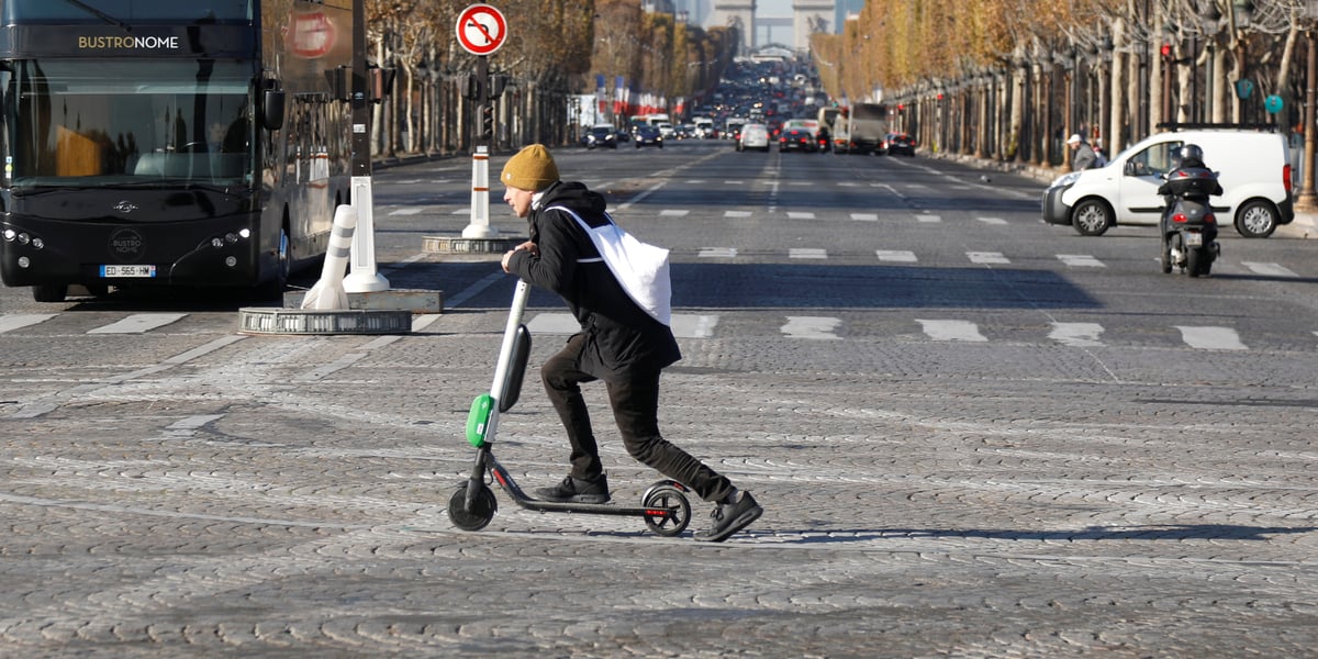 La trottinette electrique desormais regie par le code de la route