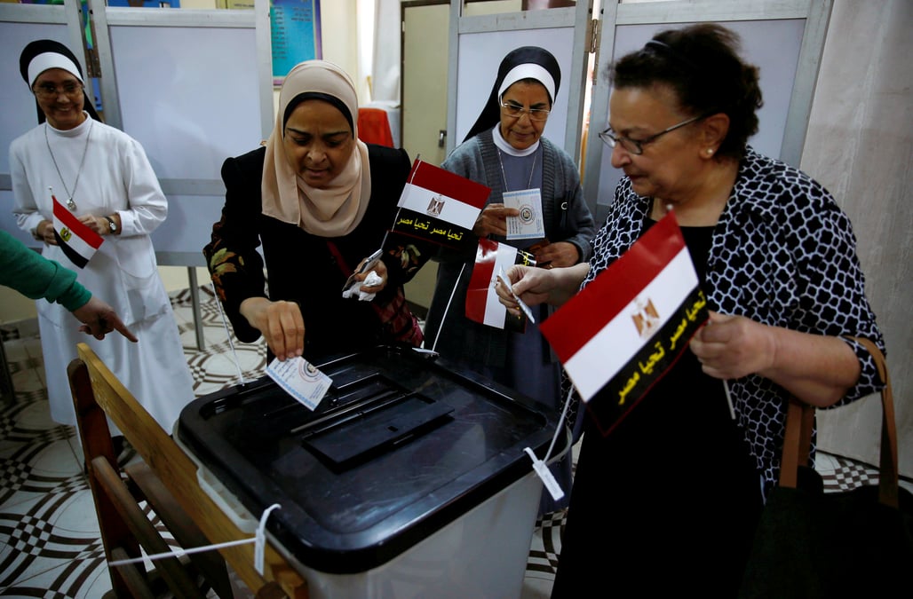 Egypte: dans le sinai, l'attente pour du pain, pas aux urnes