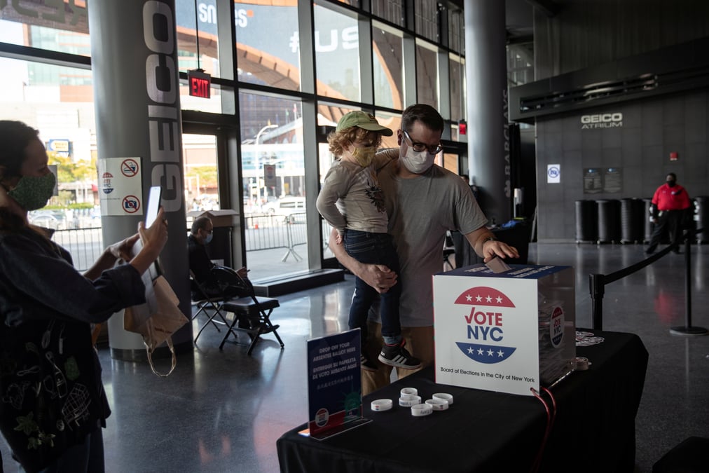 Usa 2020: ouverture du vote anticipe a new york, une premiere