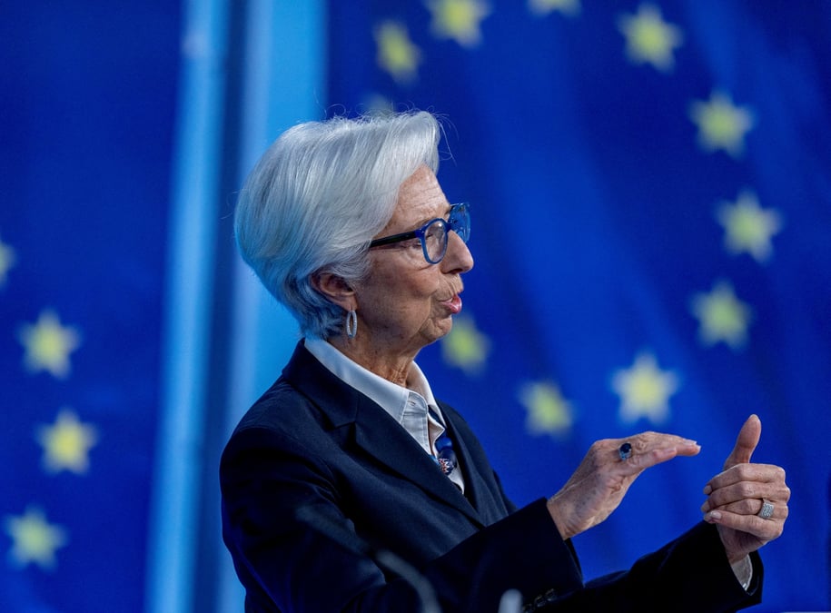 La politique de la bce evoluera de facon progressive, repete lagarde