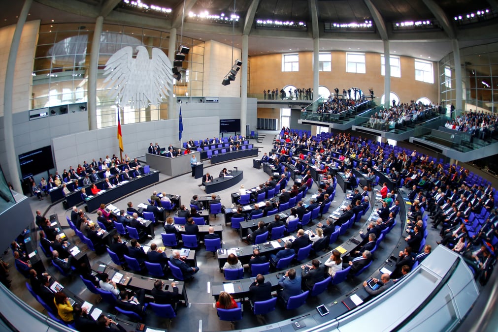L'afd veut une enquete sur la politique migratoire de merkel
