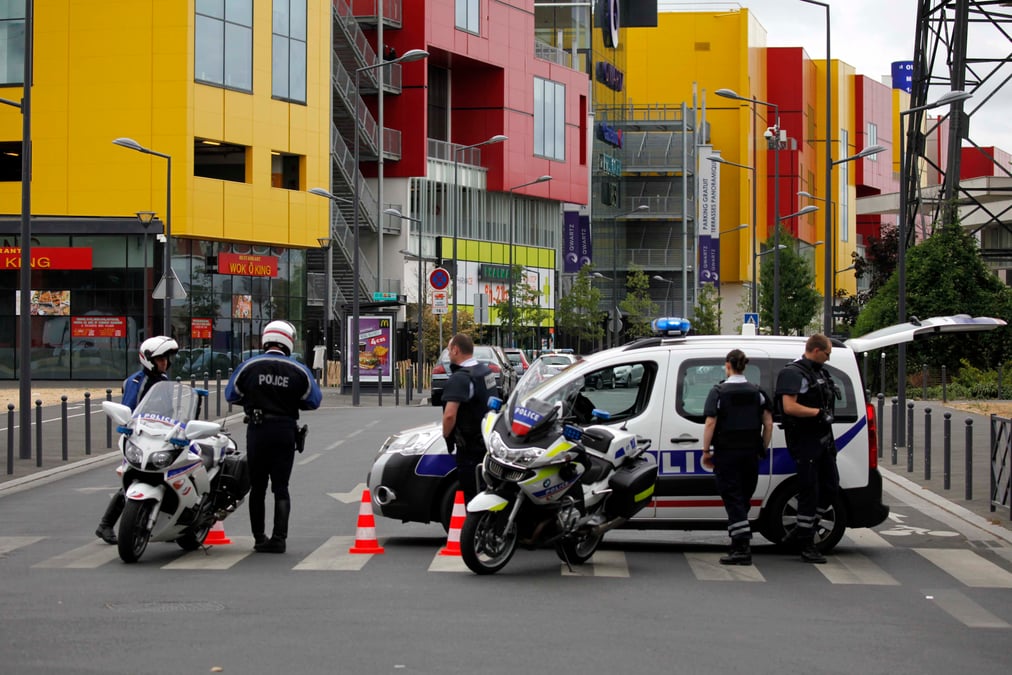 Evacuation de 18 personnes dans un magasin des hauts-de-seine