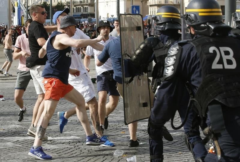 Des supporters juges en comparution immediate a marseille