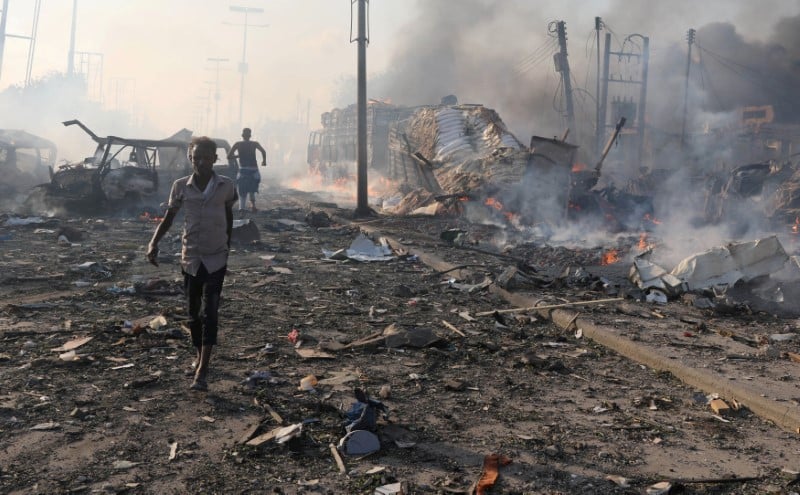 Le bilan des attentats de mogadiscio revise a 358 morts