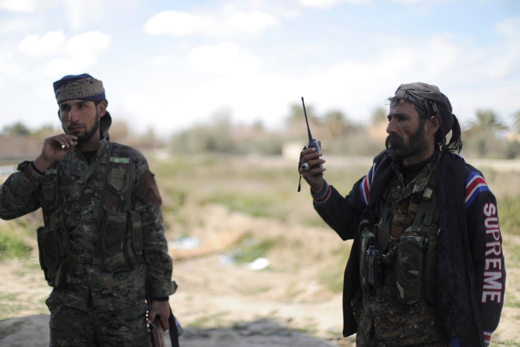 Syrie: des boucliers humains freinent l'assaut des fds contre baghouz