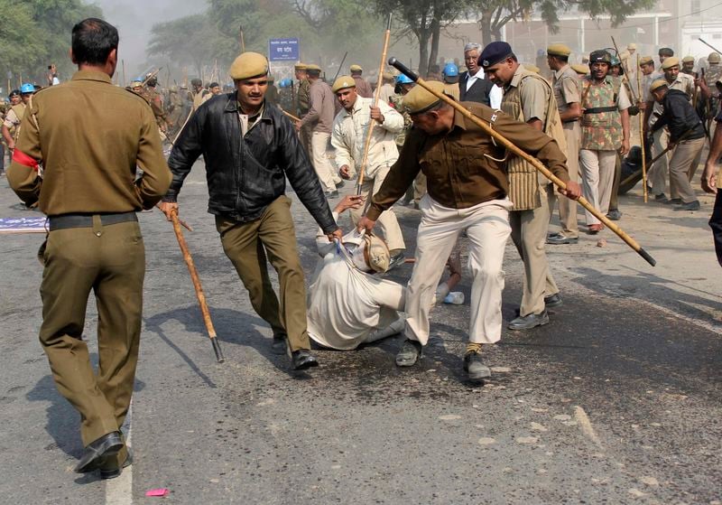 Les locaux d'une secte pris d'assaut en Inde, six corps retrouvés