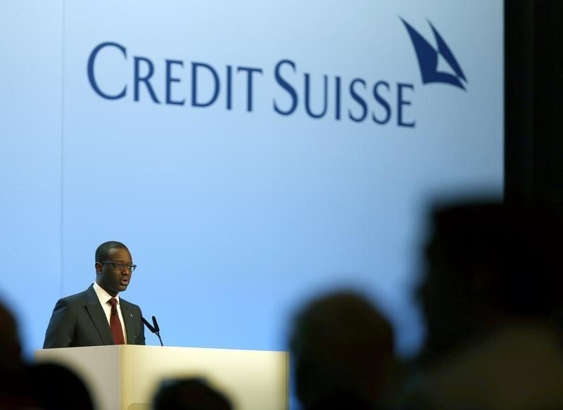 Feu vert des actionnaires de credit suisse a l'augmentation de capital