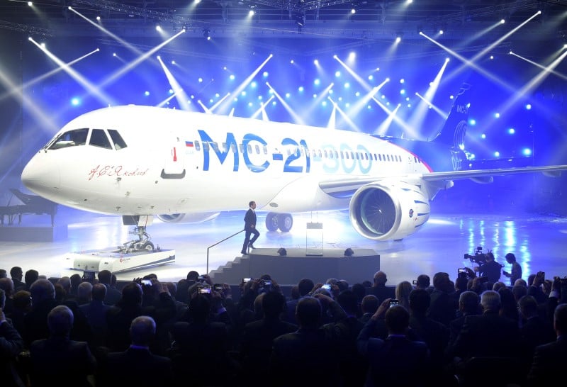 La russie presente un nouvel avion civil moyen-courrier