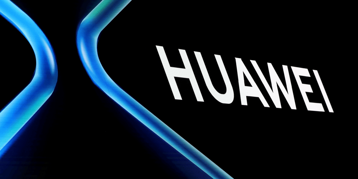 Vodafone a decouvert des "portes derobees" chez huawei, rapporte bloomberg