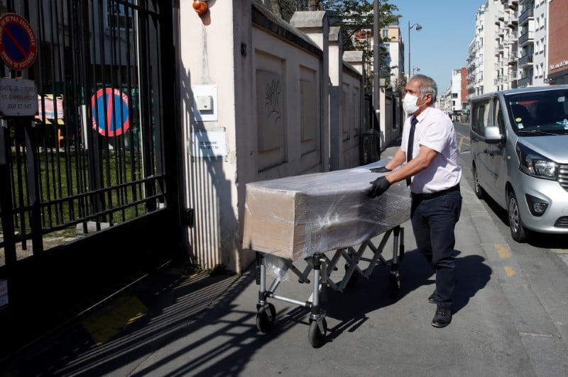 Coronavirus: onze morts dans un ehpad de l'herault