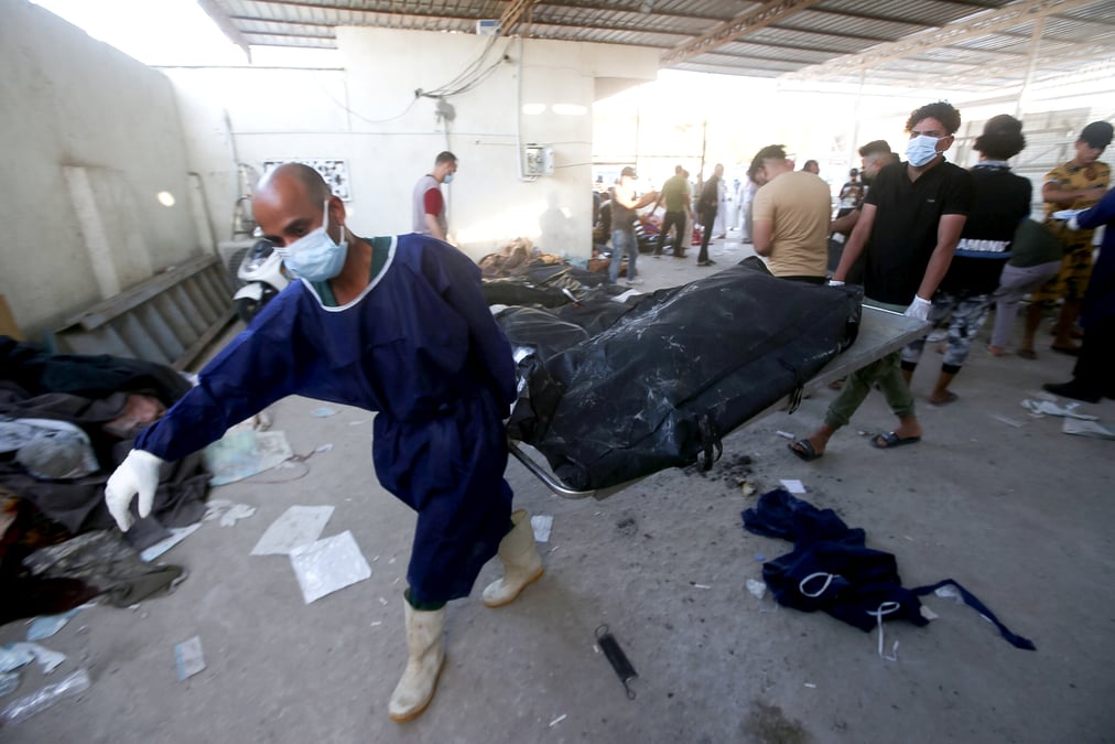 Irak: les recherches dans les decombres de l'hopital ne sont pas terminees