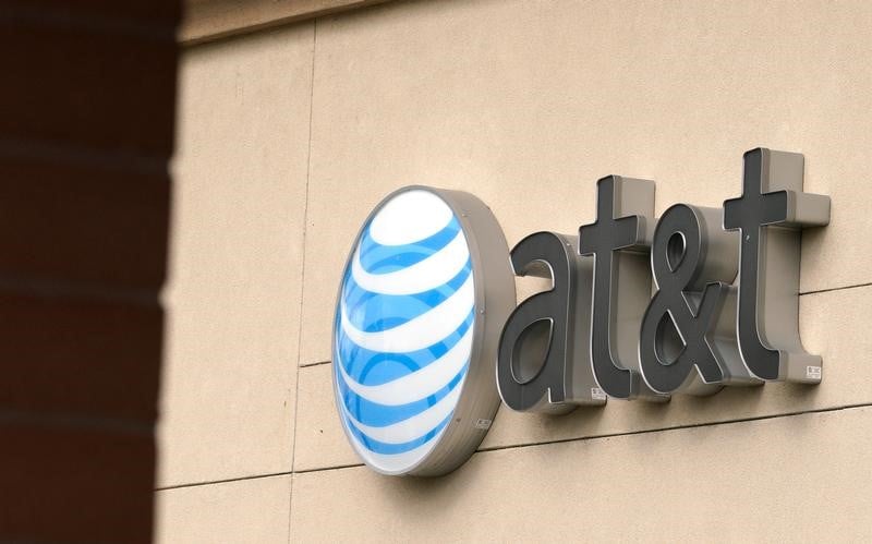 At&t: resultats superieurs aux attentes, hausse du titre
