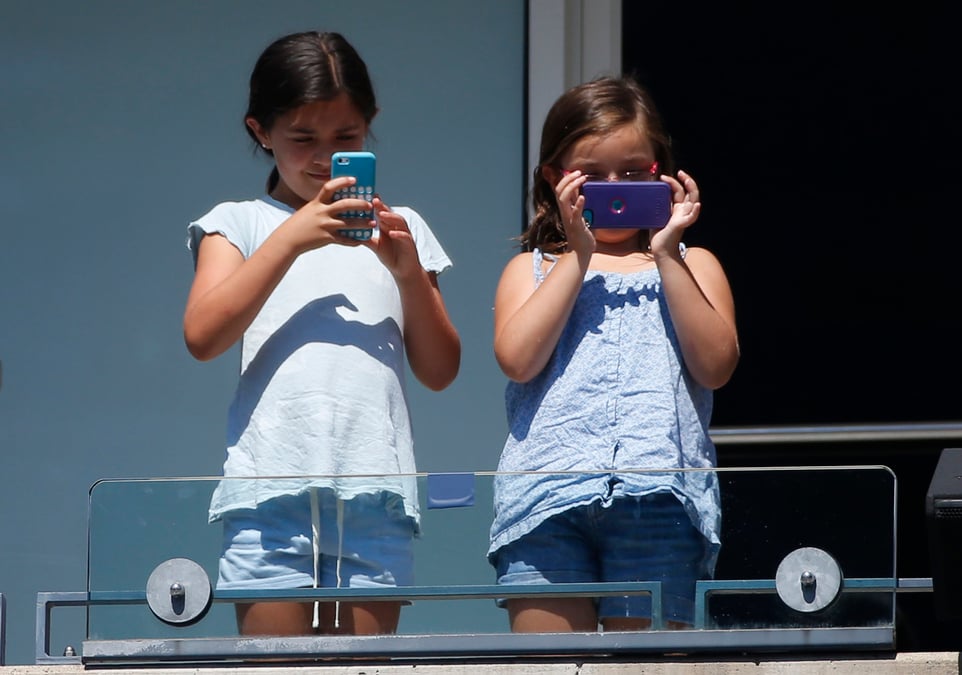 addiction smartphone enfant