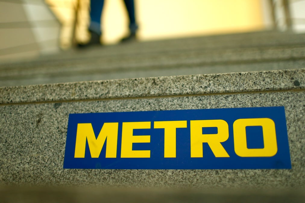 Metro discute de la cession de real a markant