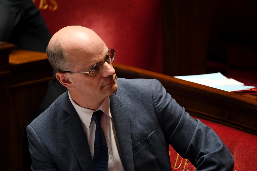 France: un plan de 15 millions d'euros pour ameliorer l'acces a l'education numerique