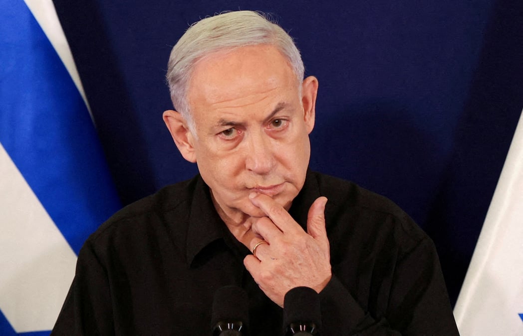 Le premier ministre israelien benjamin netanyahu lors d'une conference de presse sur la base militaire de kirya a tel aviv