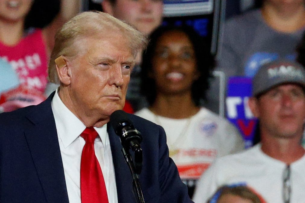 Le candidat republicain a la presidence et ancien president des etats-unis, trump, fait campagne a charlotte