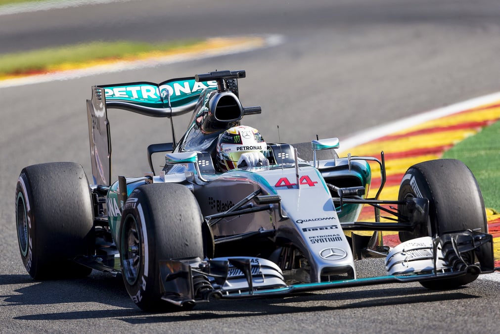 Lewis hamilton en pole position a spa