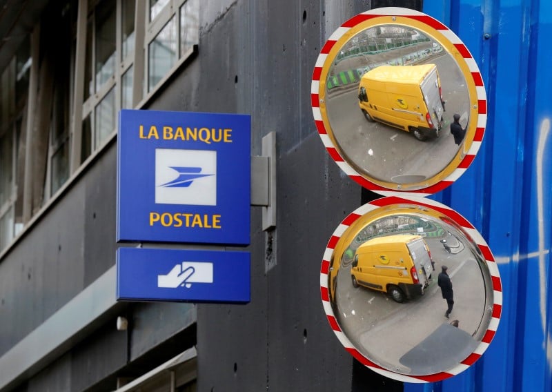 La banque postale vise de nouveaux marches