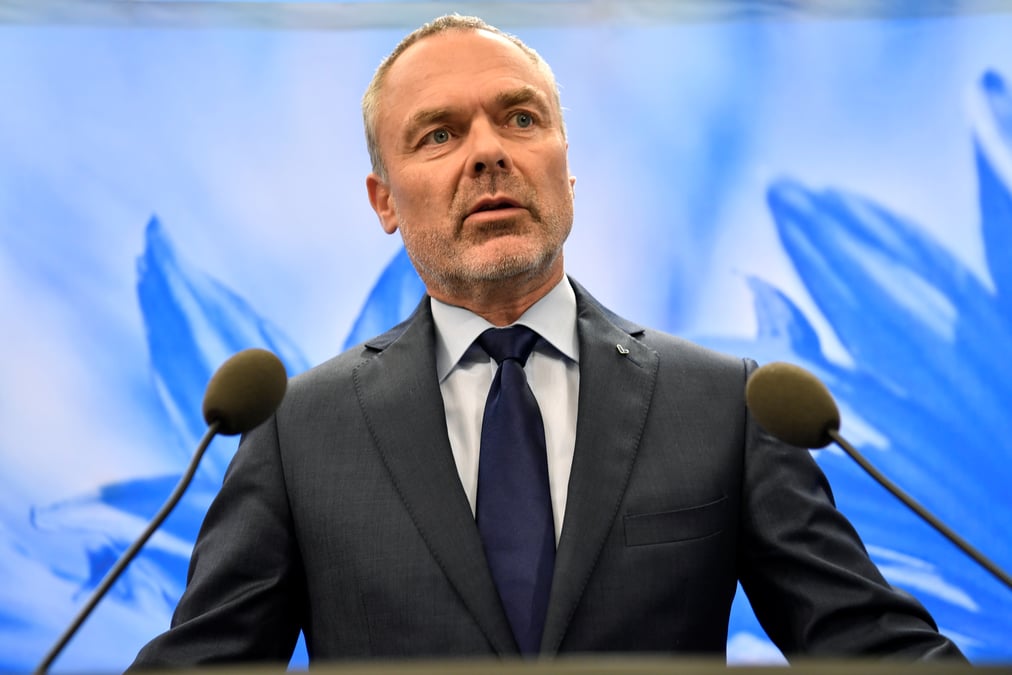 Le chef de file des liberaux suedois ne briguera pas de nouveau mandat