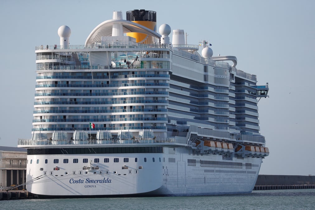 Coronavirus: six mille passagers retenus a bord d'un paquebot en italie