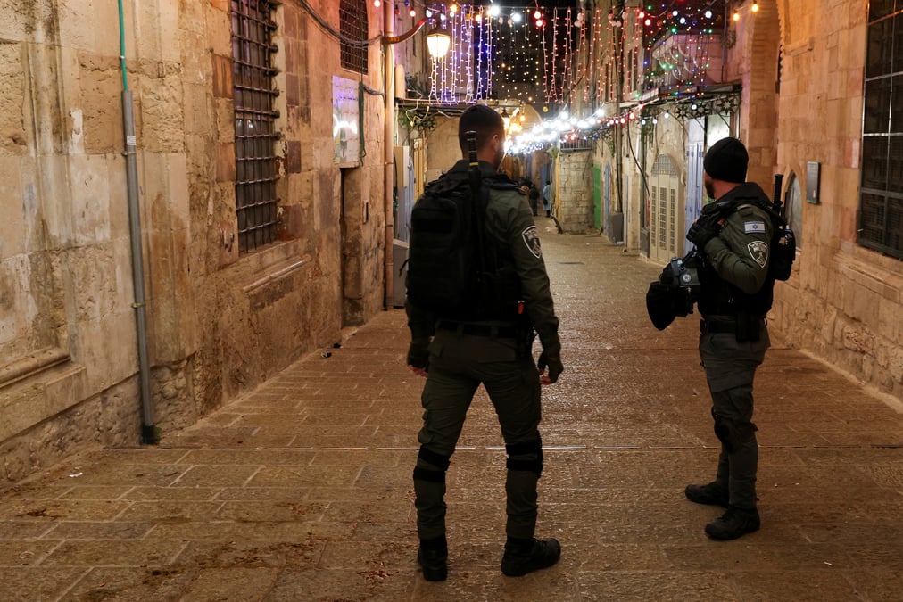 La police israelienne monte la garde dans la vieille ville de jerusalem