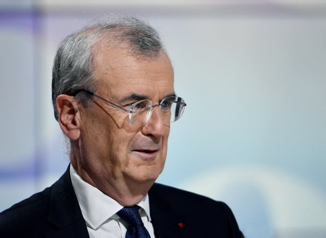 « Les risques pesant sur la croissance sont clairement orientés » vers un ralentissement de l'activité, selon François Villeroy de Galhau.