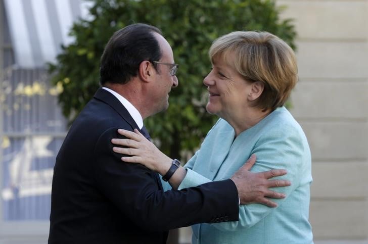 Paris defend l'apport du couple franco-allemand sur la grece