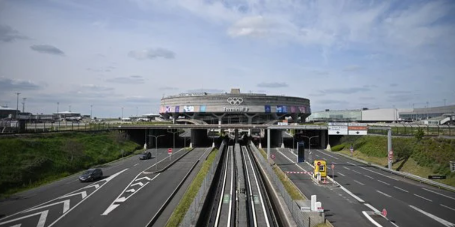 Le calendrier des projets pour les aéroports parisiens doit encore être précisé, avec plusieurs options d’investissements possibles.