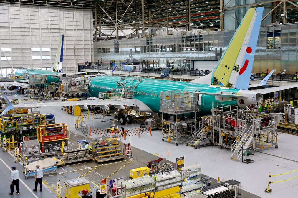 Les chaînes d'assemblage du 737 MAX remontent en puissance.