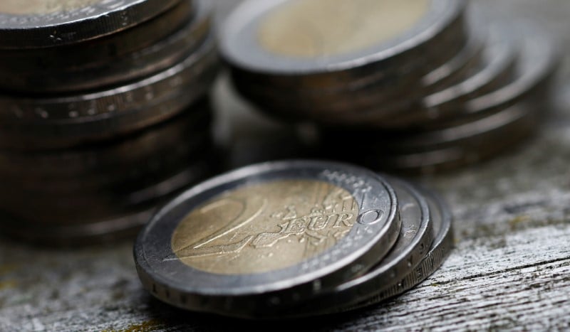 Croissance abaissee et prestations sociales rognees en 2019