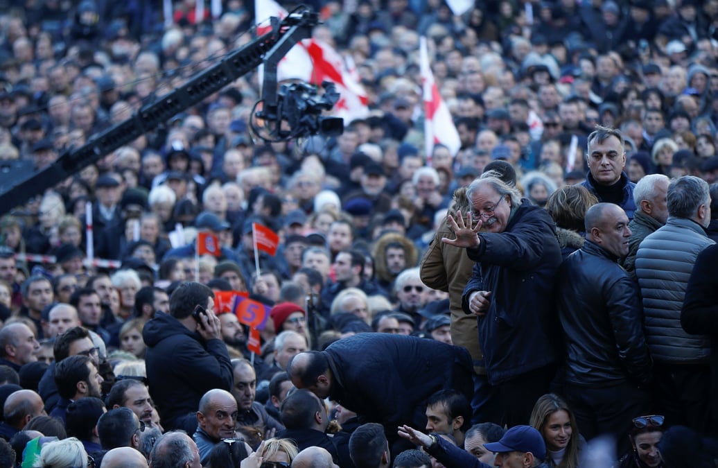 Manifestation contre le resultat de la presidentielle en georgie