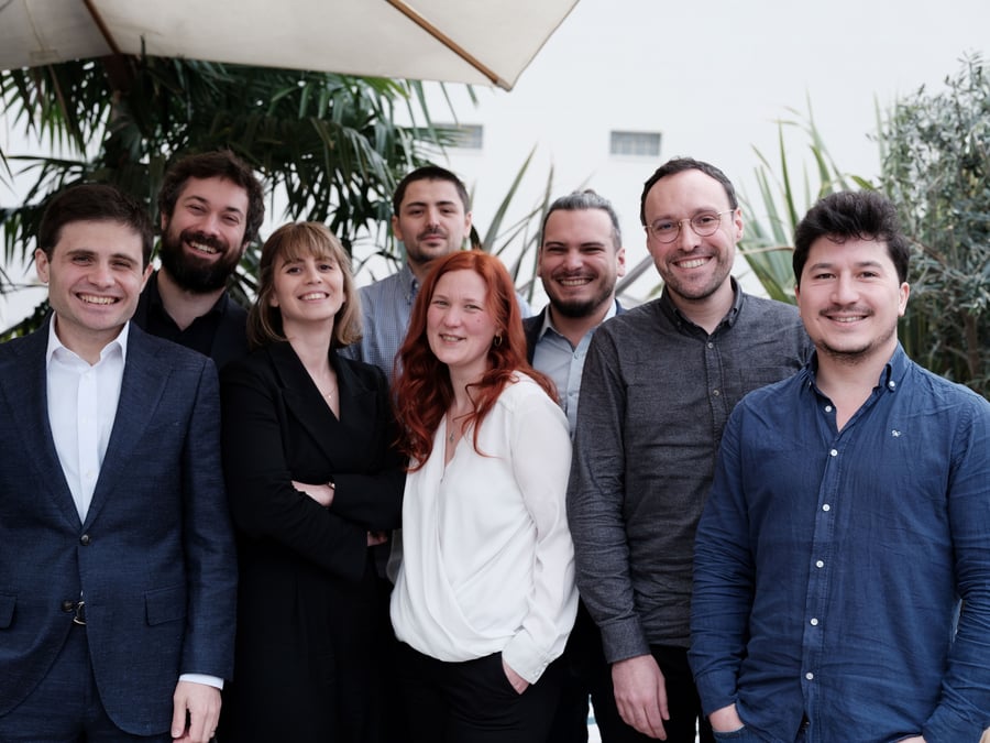 La start-up française Kriptown, à gauche, Mark Kepeneghian, le cofondateur.