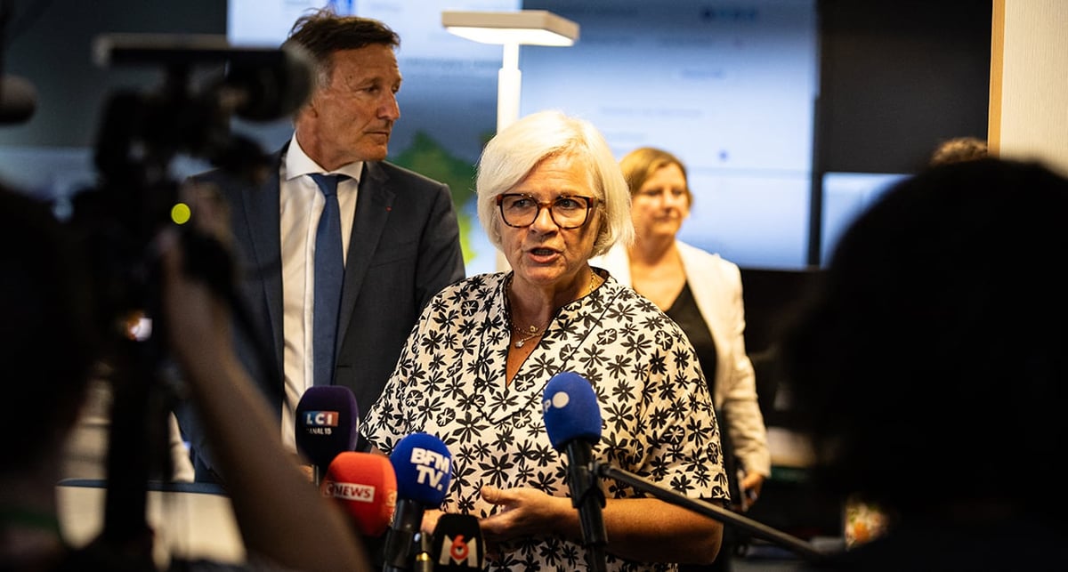 Catherine Vautrin, ici à Paris, le 11 août, devra trouver 5,5 millions d'euros d'économie pour le budget 2026.