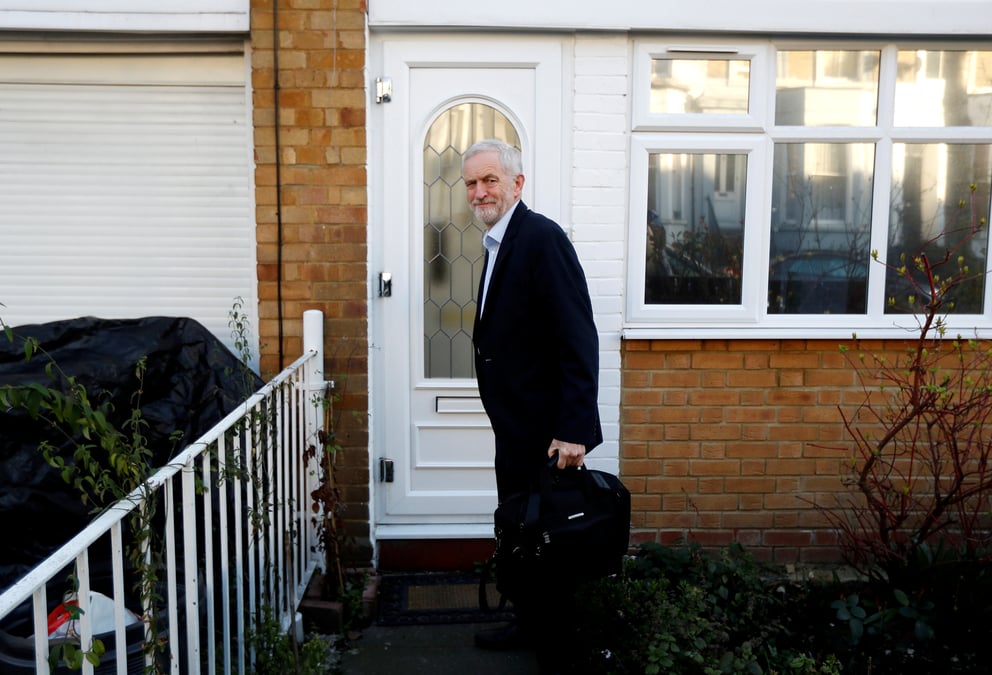 Brexit: corbyn appelle les deputes britanniques a rejeter l'accord de may