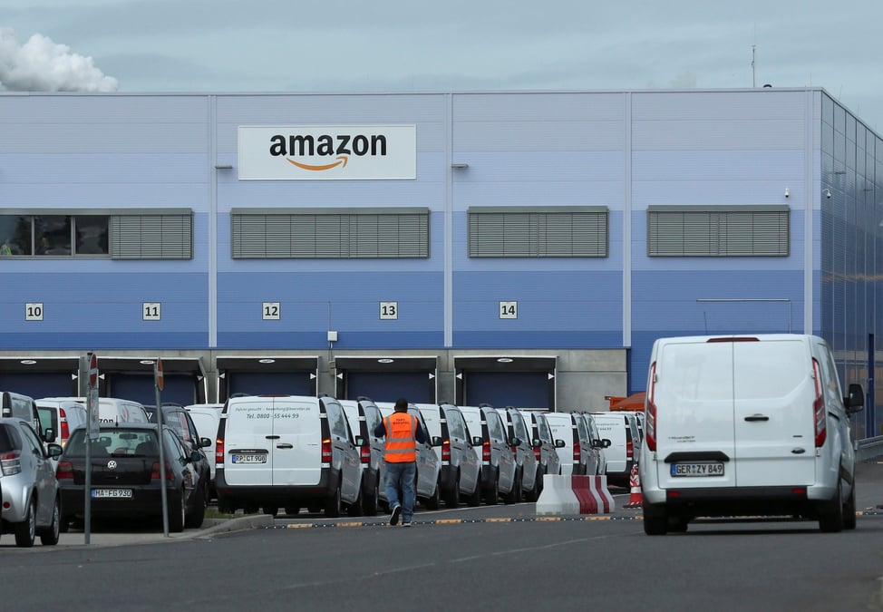 Allemagne: appel a la greve dans un centre logistique d'amazon
