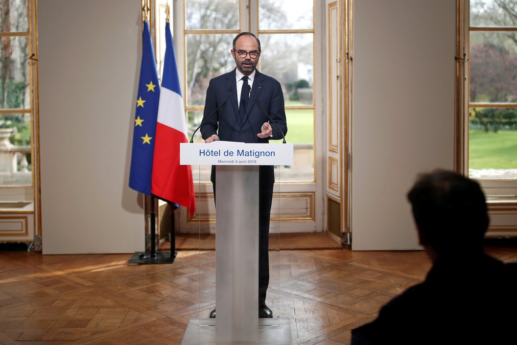 Institutions: philippe croit en un accord entre assemblee et senat