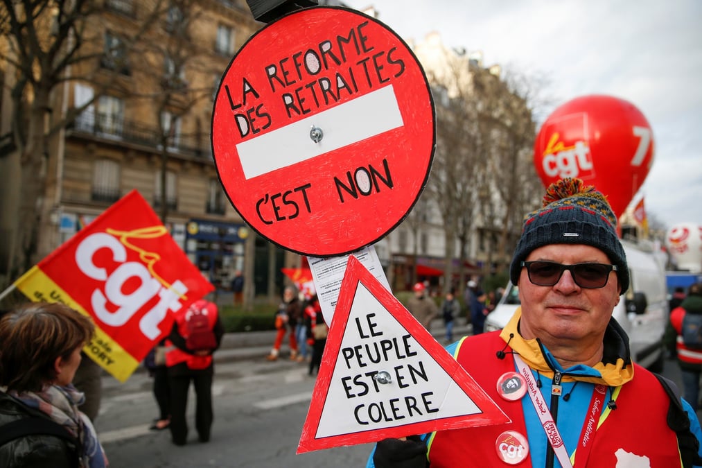 France/retraites: appel a une journee nationale de greve le 31 mars