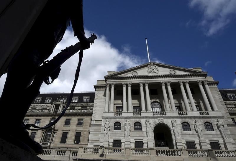 Un membre de la banque d'angleterre n'exclut pas un stimulus supplementaire