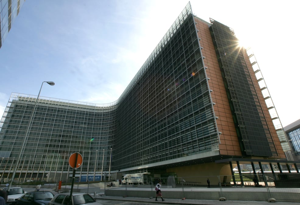 Zone euro: la ce abaisse sa prevision de croissance, anticipe une hausse de l'inflation, selon bloomberg