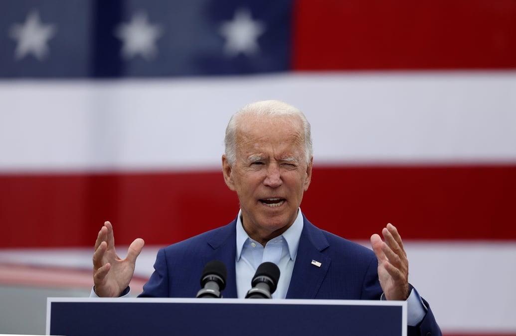 Biden accuse trump d'avoir trahi les americains sur le coronavirus