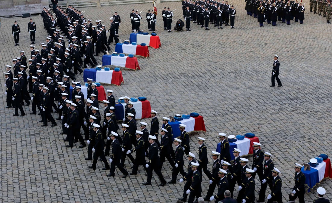 Hommage national pour les neuf militaires tues en espagne