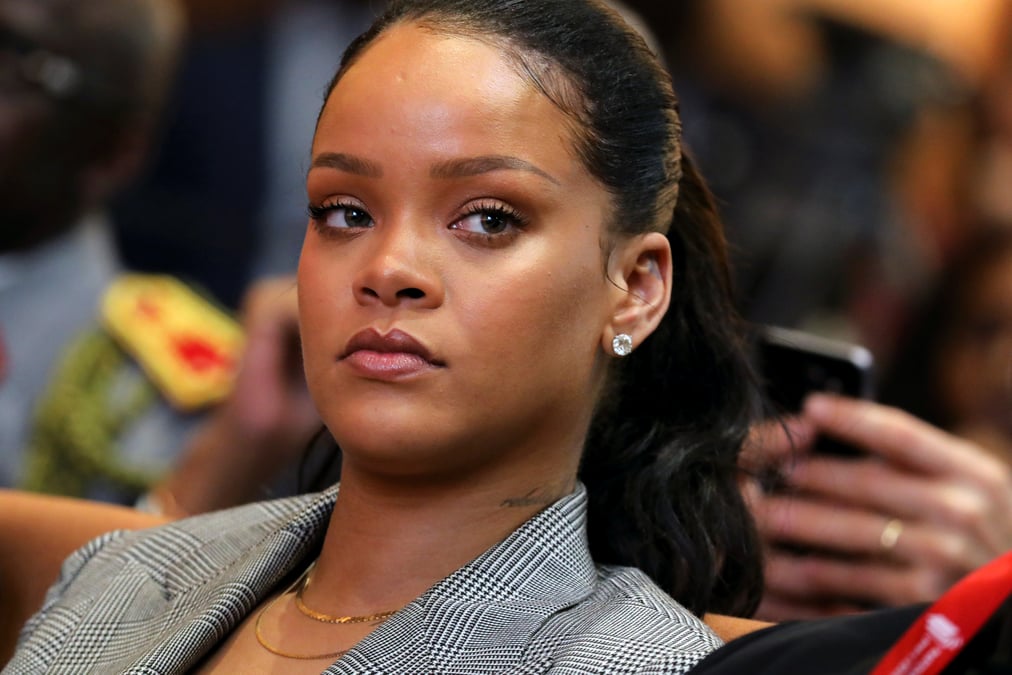Lvmh se prepare a lancer une marque de luxe avec rihanna, selon wwd