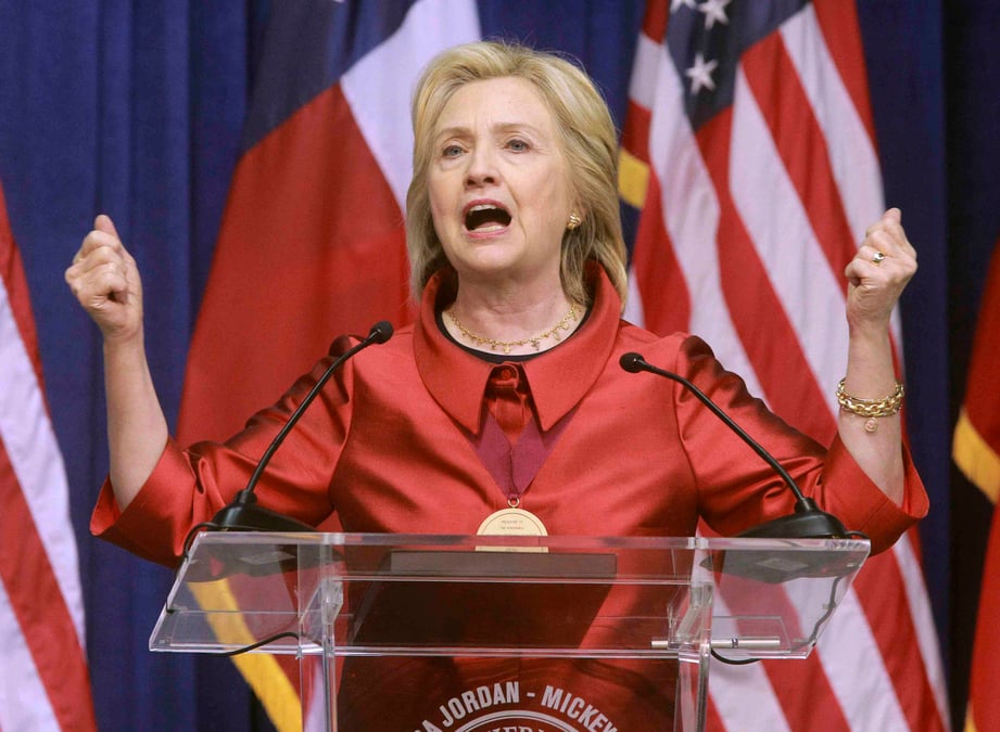 Hillary clinton organise son premier grand meeting de campagne
