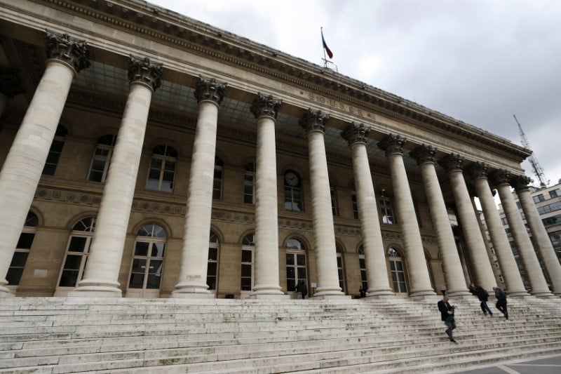 Les bourses europeennes ferment en baisse