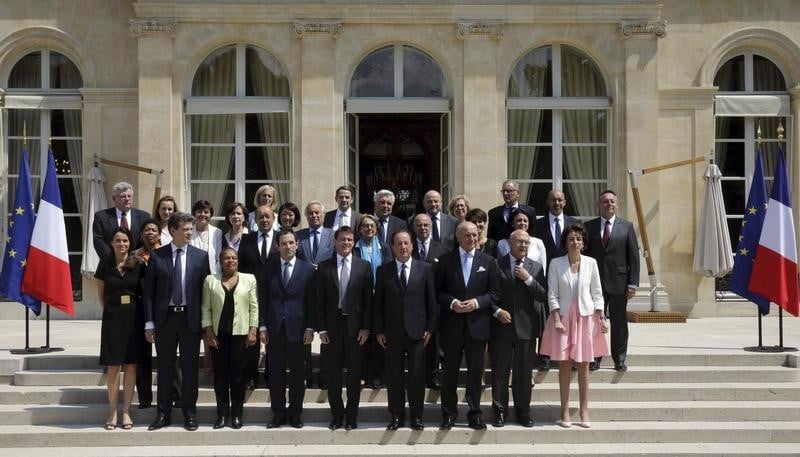 Les défis de l'âpre rentrée du gouvernement français