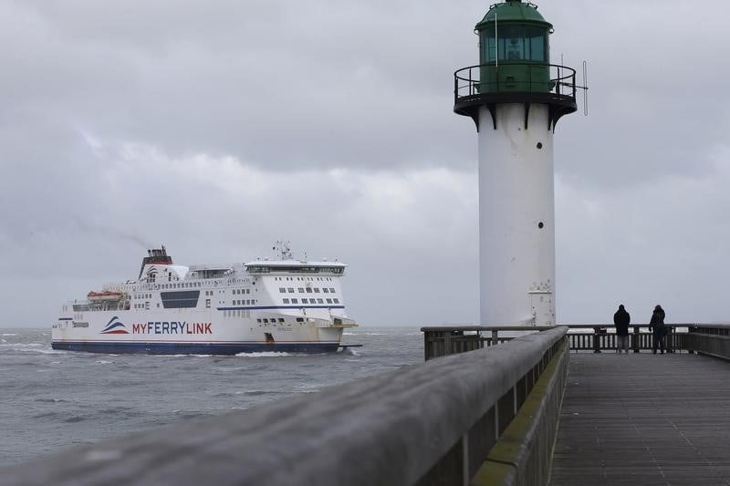 Reprise du trafic sous la manche et a calais