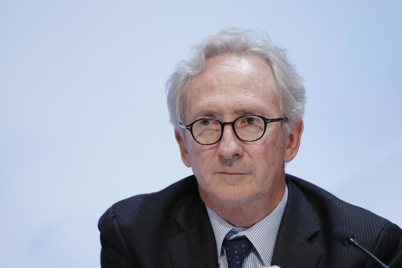 Riboud va quitter la presidence de danone, faber pdg